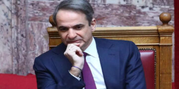 Το ξεκαθάρισε ο Κυριάκος Μητσοτάκης: «Η Ελλάδα στέκεται σθεναρά με τον λαό της Ουκρανίας και το μήνυμά μας είναι ξεκάθαρο»