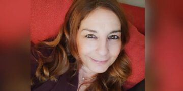 Alldaynews.gr Έγινε γνωστό ΜΟΛΙΣ ΤΩΡΑ: Πέθανε η ηθοποιός Γαρυφαλλιά Παναγιωτοπούλου – Θλίψη στο ελληνικό θέατρο