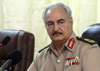 Χάφταρ: Ανεπιθύμητη η ευρωπαϊκή αντιπροσωπεία – Διπλωματική κρίση με τη Λιβύη – Επιστροφή στην Ελλάδα ο Πλεύρης