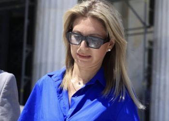 Άστραψε και βρόντηξε η Καρυστιανού – Ισοπέδωσε τον Άδωνι Γεωργιάδη με λίγες λέξεις