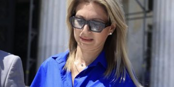 Άστραψε και βρόντηξε η Καρυστιανού – Ισοπέδωσε τον Άδωνι Γεωργιάδη με λίγες λέξεις