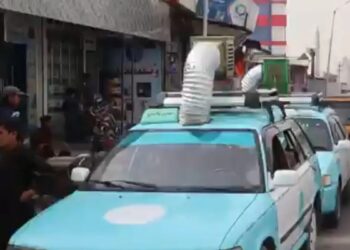 Το «προηγμένο» σύστημα κλιματισμού που επινόησαν οι ταξιτζήδες στο Αφγανιστάν για τα αυτοκίνητά τους – Οικονομικό και δροσίζει