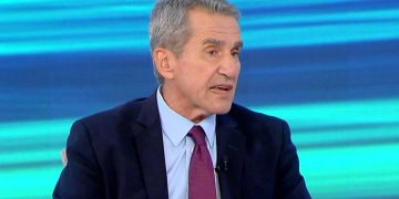 Alldaynews.gr «Βόμβα» Λοβέρδου για Τσίπρα: «Θα σαρώσει όλη την αντιπολίτευση – Είναι ο γκρεμός τους»