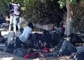 «Βουλιάζει» η Κρήτη από μετανάστες – Περιμένουν άλλους 500 μέχρι το τέλος της ημέρας