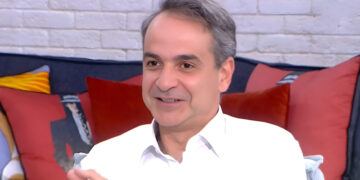 Alldaynews.gr Κυριάκος Μητσοτάκης: «Οι Υπουργοί μου γνωρίζουν ότι ξέρω πολύ καλά τα χαρτοφυλάκιά τους, άρα είναι δύσκολο να με κοροϊδέψουν»