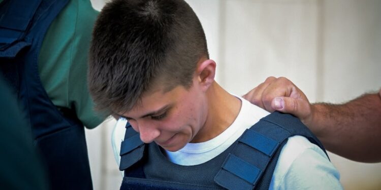 Alldaynews.gr Ξέσπασε σε κλάματα ο γιατρός που παρέλαβε νεκρό τον μικρό Παναγιωτάκη – «Με είπαν…»