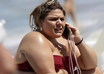 Αδυνάτησε έγινε κουκλάρα, μοιάζει με την Καινούργιου: Χαμός με την νέα εμφάνιση της Δανάης Μπάρκα