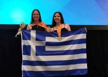 Δυο 17χρονες Ελληνίδες στην κορυφή του κόσμου στον παγκόσμιο διαγωνισμό πληροφορικής της Microsoft
