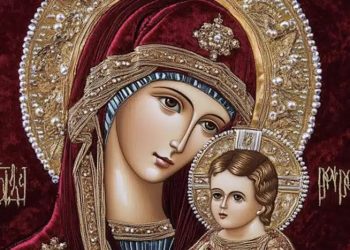 Όποιος αγγίξει την Παναγία απόψε, θα έχει 12 καλά πράγματα να συμβούν στο σπίτι του αύριο