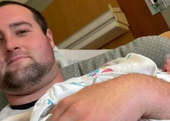 Φρίκη: Πατέρας σκότωσε την μόλις 3 εβδομάδων κόρη του με τόξο