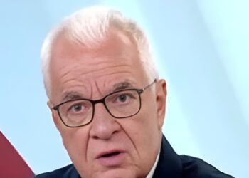 Βούρκωσε ο Γιάννης Πρετεντέρης για την επίθεση με εκρηκτικό μηχανισμό στο σπίτι του – Δεν υπήρξε προειδοποίηση