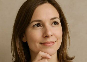 Η μάνα μου λέγεται Παρασκευή και η πεθερά μου Κυριακή. Πως να συνδυάσω αυτά τα ονόματα σε ένα;