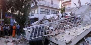 Alldaynews.gr Έσωσα τον σύντροφό μου αντί για το παιδί μου στον σεισμό του ’99. Από τότε με τρώνε οι τύψεις…