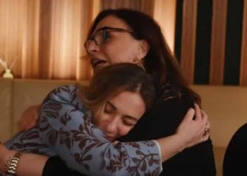 «Γιατί το επέτρεψα να συμβεί;»: Μόλις έμαθε ο Χάρις Αλεξίου ότι πάσχει από καρκίνο! Συγκλονίζει