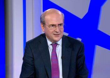 Χατζηδάκης για μεταναστευτικό: «Η Ελλάδα δε θα γίνει ξέφραγο αμπέλι, ειδικότερα στο μέσον της τουριστικής περιόδου»