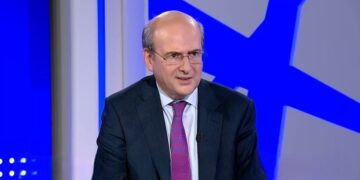 Alldaynews.gr Χατζηδάκης για μεταναστευτικό: «Η Ελλάδα δε θα γίνει ξέφραγο αμπέλι, ειδικότερα στο μέσον της τουριστικής περιόδου»