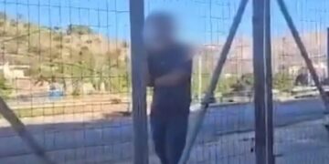 Alldaynews.gr Κλείδωσαν βουλευτή του ΠΑΣΟΚ στο εργοτάξιο του Δικαστικού Μεγάρου – «Άνοιξε θα έχεις ποινικές ευθύνες»