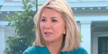 Alldaynews.gr Συνελήφθη γνωστός δημοσιογράφος που φέρεται να εκβίαζε την υφυπουργό Παιδείας Ζέττας Μακρή