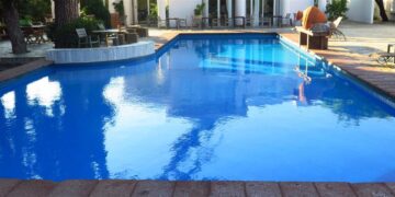 Τραγωδία: 4χρονο πνίγηκε σε πισίνα – Πώς βρέθηκε μόνο του – Συνελήφθη η μητέρα