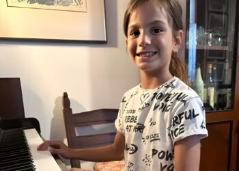 Η 8χρονη Αλεξάνδρα Γουδά βραβεύτηκε σε διεθνή διαγωνισμού πιάνου