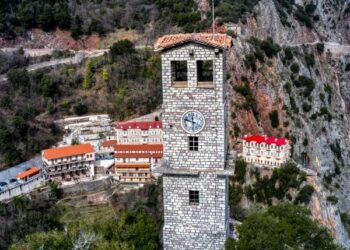 Το μέρος της Ελλάδας που ανάβουν σόμπες κατακαλόκαιρο – Το βράδυ μπουφανάκι