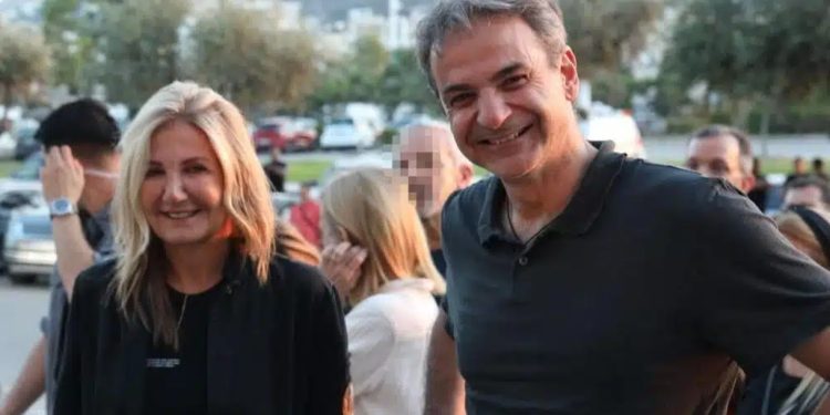 Κυριάκος Μητσοτάκης – Μαρέβα Γκραμπόφσκι: Οι τρυφερές αναρτήσεις για τα γενέθλια του γιου τους – «Αγάπη μου πάντα δίπλα σου»