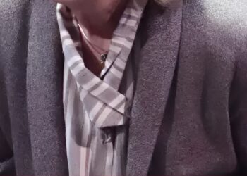 ΘΡΗΝΟΣ: ΠΕΘΑΝΕ ΠΑΣΙΓΝΩΣΤΗ ΕΛΛΗΝΙΔΑ ΗΘΟΠΟΙΟΣ