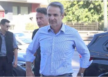 Επιστρέφει εσπευσμένα στην Αθήνα ο Κυριάκος Μητσοτάκης λόγω των πυρκαγιών