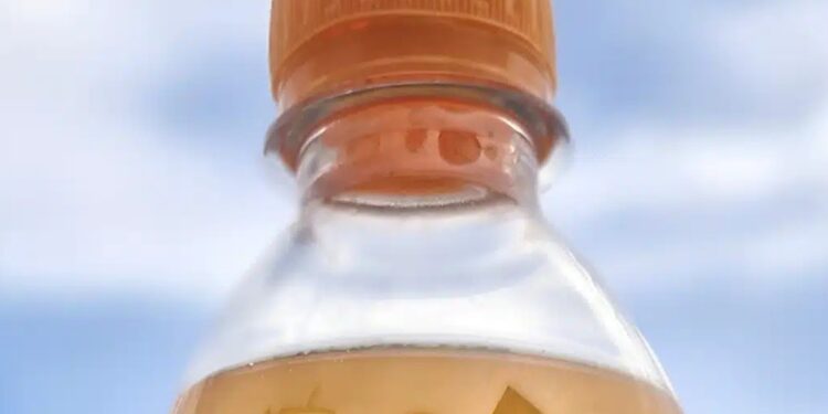 Βόμβα με πασίγνωστες πορτοκαλάδες που πίνουν όλοι – Περιέχουν χρωστική από πετρέλαιο και ανακαλούνται άμεσα