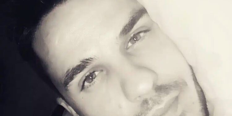 Θρήνος για τον Σάκη – Πέθανε μέσα στο σπίτι του τόσο νέος