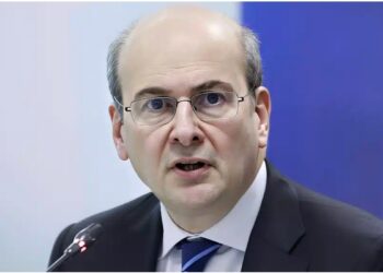 Χατζηδάκης: «Η μείωση των άμεσων φόρων θα φανεί κατευθείαν στην τσέπη των Ελλήνων»