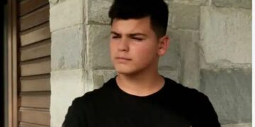 Alldaynews.gr Σκηνές αρχαίας τραγωδίας στο Νοσοκομείο για τον Νίκο Παλάσκα – Πως κατέρρευσε ο 18χρονος και πέθανε