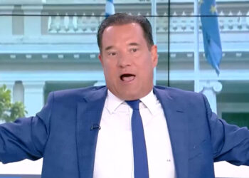 Alldaynews.gr Γεωργιάδης: «Μα θα κάτσω να απολογηθώ γιατί μαυρίζει το δέρμα μου; Έλεος! Φταίω γιατί μαύρισα!»