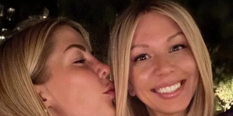 Alldaynews.gr Αλεξάνδρα Νικολαΐδου: Η κολλητή της φίλη δίνει στο όνομά της στην κόρη της – «Σε κουβαλάω πάντα μέσα μου»