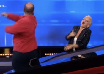 Alldaynews.gr Την «σακάτεψε»: Παίκτης στο «The Chase»… διέλυσε τη Μαρία Μπεκατώρου από τον ενθουσιασμό του! (video)