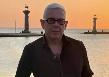 Alldaynews.gr Χείμαρρος ο Τάσος Δούσης για περιστατικό σε ταβέρνα: «Αν δεν θέλατε παιδιά, τι σκ@τά τα φέρατε στον κόσμο;»