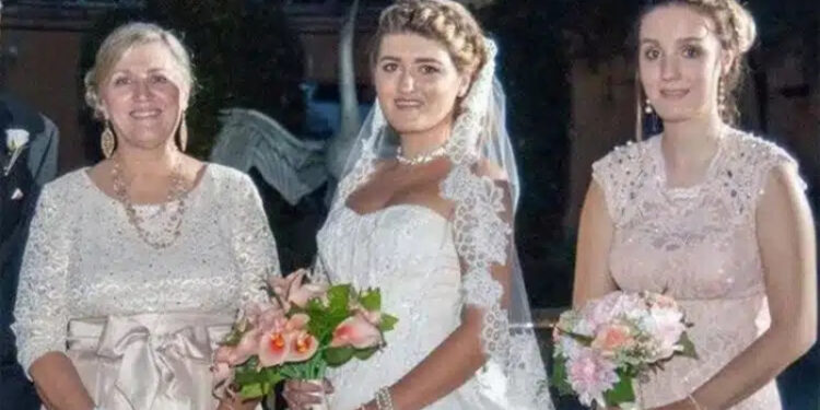 Αδιανόητο: Πατέρας σκότωσε τη γυναίκα του, τη μητέρα και την αδελφή της μπροστά στα μάτια της 5χρονης κόρης του