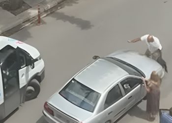 Απίστευτο περιστατικό: Οδηγός πήγε να χτυπήσει πατέρα παιδιού ΑμεΑ