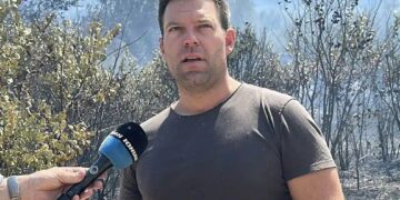 Στην Αχαΐα ο Στέφανος Κασσελάκης: «Η αδράνεια και η έλλειψη συντονισμού δεν θα μείνουν χωρίς συνέπειες»