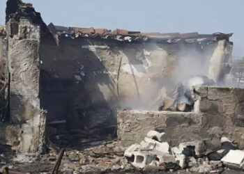 Θλίψη για τον νεκρό από τη φωτιά στην Κερατέα: Απομονωμένος, χωρίς ρεύμα και νερό από το 2007 ο 76χρονος