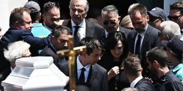 Alldaynews.gr Ακούστε το τελευταίο αντίο του Αντώνη Σαμαρά στην κόρη του: «Ευχαριστώ τον Θεό που μας έδωσε αυτό το δώρο έστω για 34 χρόνια»