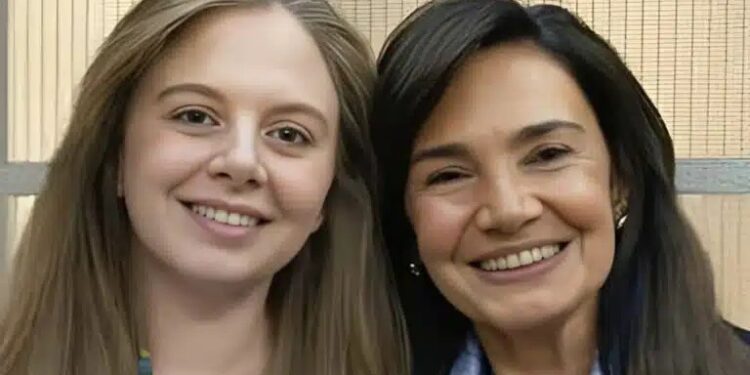 Alldaynews.gr Εξαιρετικά σπάνια η περίπτωση της Λένας Σαμαρά: Είχε καθαρό ιατρικό ιστορικό, τι συνέβη – Η επίσημη ανακοίνωση