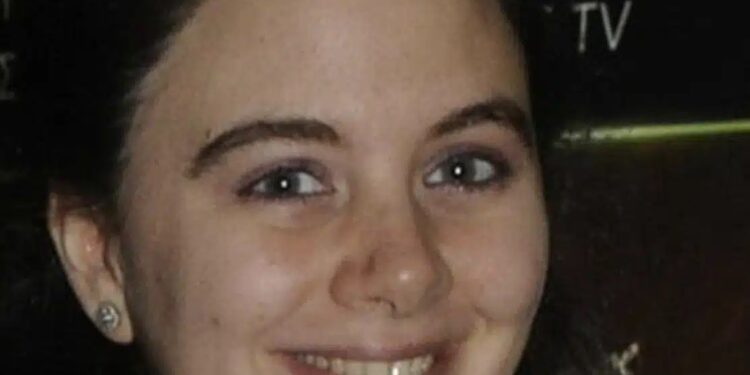 ΣΟΚΑΡΕΙ Η ΘΕΩΡΙΑ ΣΥΝΩΜΟΣΙΑΣ ΓΙΑ ΤΗΝ ΛΕΝΑ ΣΑΜΑΡΑ – ΤΑ ΑΠΙΣΤΕΥΤΑ ΠΡΑΓΜΑΤΑ ΠΟΥ ΓΡΑΦΟΝΤΑΙ