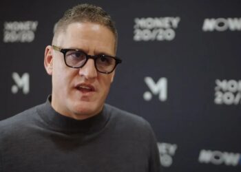 ΧΑΡΟΠΑΛΕΥΕΙ ΤΙΣ ΤΕΛΕΥΤΑΙΕΣ ΩΡΕΣ ο δισεκατομμυριούχος στο Γ.Ν. Νίκαιας – Πως έγινε το ατύχημα στην Μύκονο