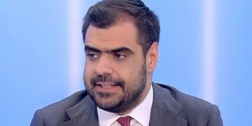 Μαρινάκης: «Όσοι λένε για 13η και 14η σύνταξη που κοστίζουν €5 δισ. να μας πουν πού θα τα βρουν»