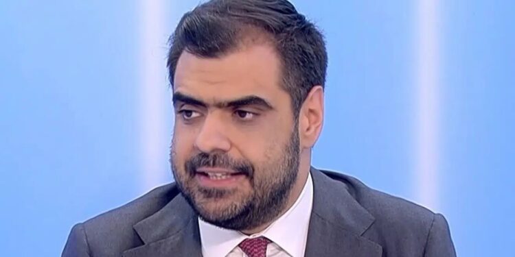 Μαρινάκης: «Όσοι λένε για 13η και 14η σύνταξη που κοστίζουν €5 δισ. να μας πουν πού θα τα βρουν»