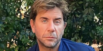 Alldaynews.gr «Είναι πικραμένος και αγανακτισμένος» Μαθεύτηκε όλη η αλήθεια για τον Μαζωνάκη – Μόνος και θλιμμένος ανήμερα Δεκαπενταύγουστο στο Δρομοκαΐτειο