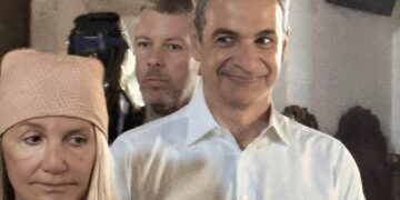 Με μια λέξη: Η Έλενα Ακρίτα «έσφαξε με το βαμβάκι» Μαρέβα-Κυριάκο και τα “xaxa” έπεσαν βροχή