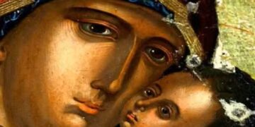 Τον Δεκαπενταύγουστο γίνονται θαύματα: Τα βράδια πριν κοιμηθείς γονάτισε & πες αυτές τις 2 προσευχές στη Παναγία