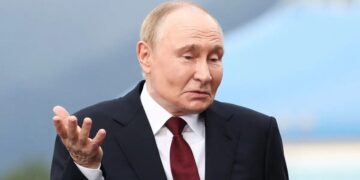 Alldaynews.gr «Πότε θα σταματήσετε να σκοτώνετε αμάχους;», ρώτησαν τον Βλαντιμίρ Πούτιν – Πώς αντέδρασε